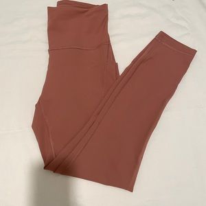 Lululemon Wunder Train High-Rise Tight With Pockets 25”